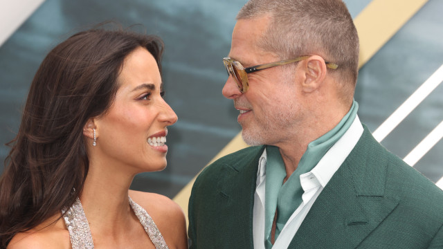 Brad Pitt e Ines de Ramon estão a morar juntos. 