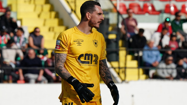 FC Porto mexe na baliza e faz regressar 'velho conhecido'