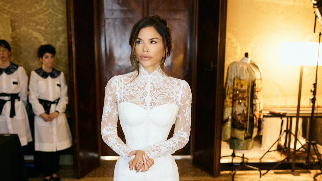 Vestido de noiva de Lauren Sánchez demorou 900 horas a ser feito