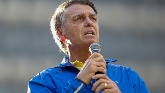 Bolsonaro pediu ajuda a advogado de Trump para postar sobre tarifaço