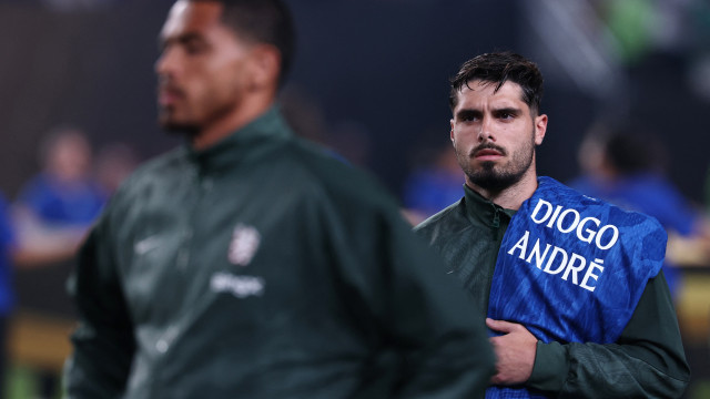 Arrepiante. A homenagem de Pedro Neto a Diogo Jota no Palmeiras-Chelsea