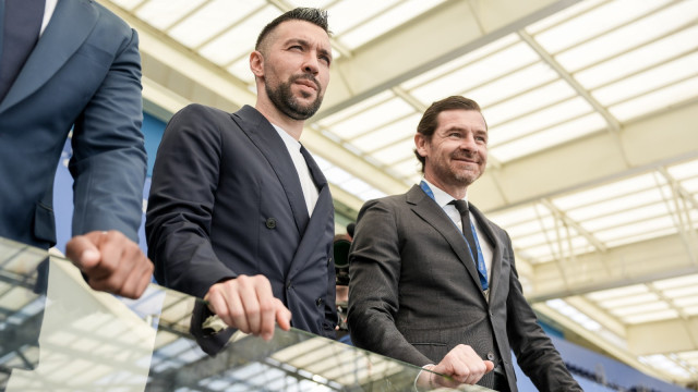 Farioli quer mais. O perfil do (novo) reforço pretendido pelo FC Porto