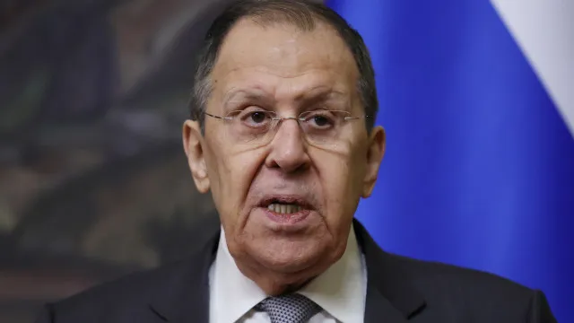 
                    Lavrov elogia Trump por considerar exigências russas, mas deixa alerta
                