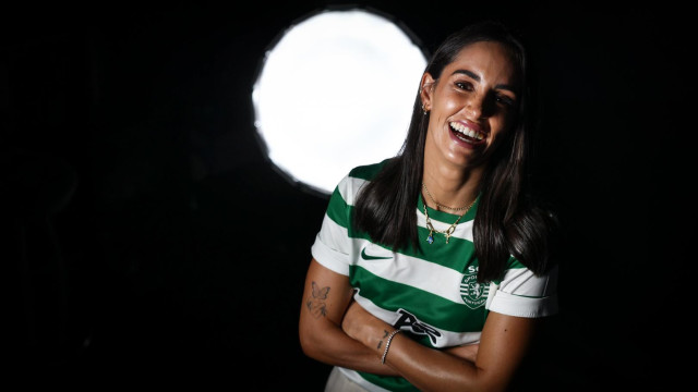 Oficial: Sporting renova com futebolista espanhola Brenda Pérez