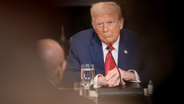 Trump diz que cessar-fogo está muito próximo e pode visitar Médio Oriente