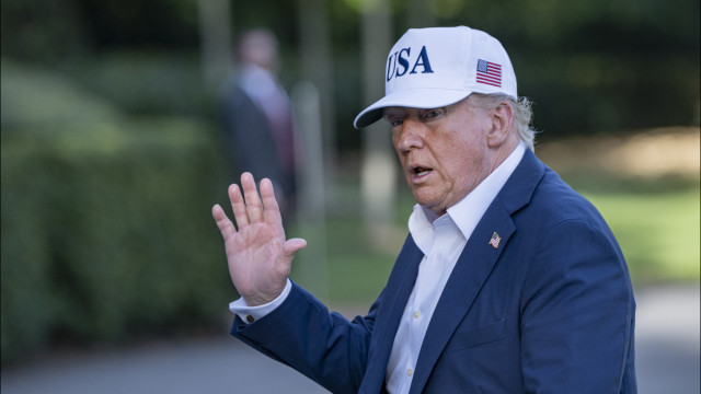 União Europeia não beneficiará de tarifas inferiores a 15%, afirma Trump