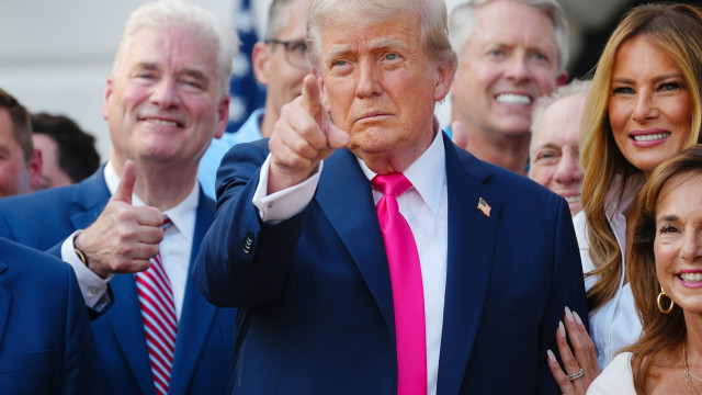 Trump anuncia taxas de 30% contra União Europeia a partir de agosto