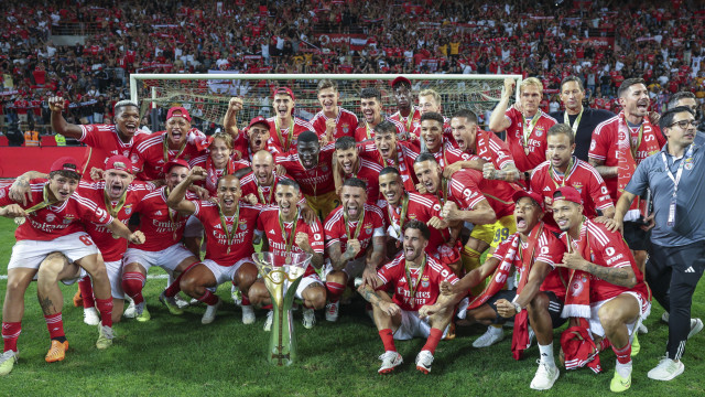 Um só dígito resiste. Golpe de mercado 'abalou' Benfica entre Supertaças