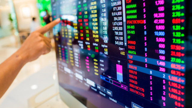 Bolsas europeias em baixa. Aguardam declarações dos bancos centrais