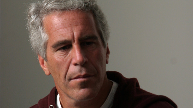 Vídeo de suicídio de Epstein divulgado pelo FBI foi editado, diz revista