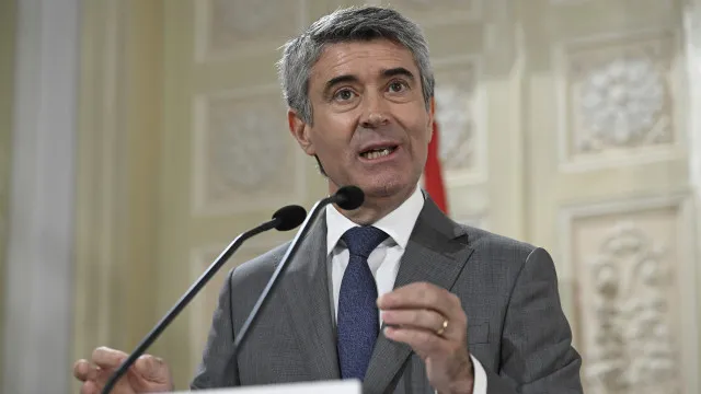 PS destaca acordo com PSD para proteger os mais vulneráveis