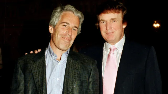 
                    Democratas pedem procurador especial para investigar Trump e Epstein
                