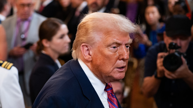 Presidência israelita admite visita de Trump a Israel no domingo