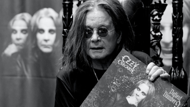 Morreu Ozzy Osbourne, ícone e vocalista dos Black Sabbath. Tinha 76 anos