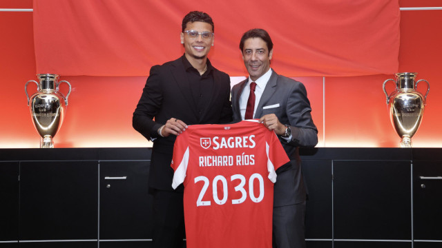 Oficial: Richard Ríos é reforço do Benfica para 2025/26