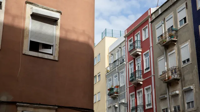 Mais de 1/5 das casas de Lisboa estÃ¡ fora do mercado, diz associaÃ§Ã£o