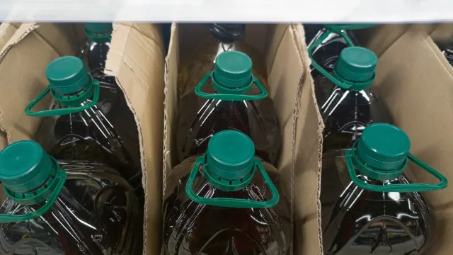 
                    Azeite virgem extra mais caro 0,25 euros por litro entre janeiro e abril
                