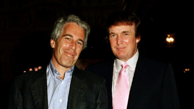 Trump promulga lei que obriga à divulgação dos documentos do caso Epstein
