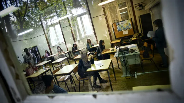 Governo confirma: Colocados 569 alunos de Almada, Sintra e Amadora