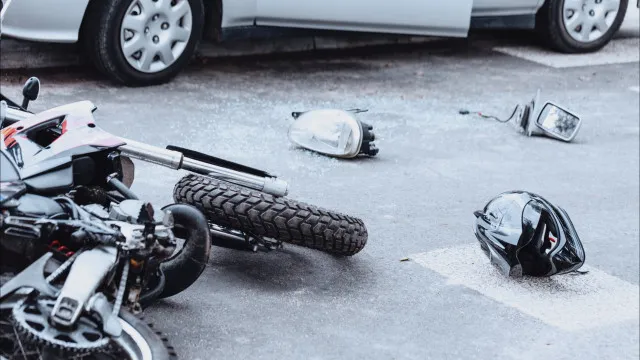 
                    Motociclista morre em colisão com ligeiro na A9 em Sintra
                