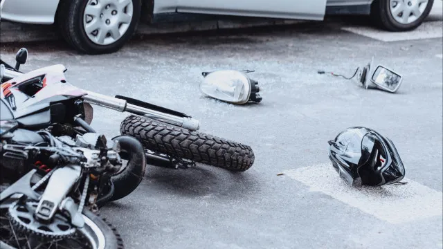 
                    Jovem motociclista morre em colisão com veículo ligeiro em Amares (Braga)
                