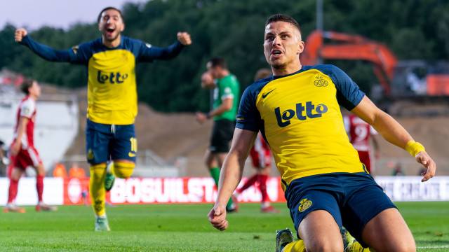 Benfica alinha Ivanovic, mas tem pressão de última hora… do Wolverhampton