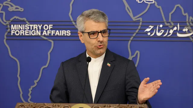 
                    Irão critica UE após advertências de Kaja Kallas sobre estreito de Ormuz
                