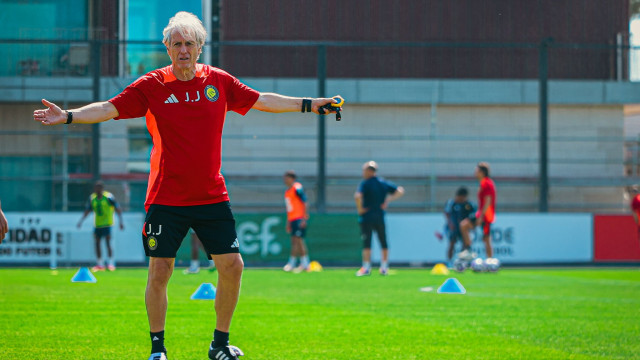 Jesus coloca Cristiano Ronaldo e Félix à prova contra equipa portuguesa