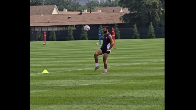 'Ui, ui'. Pura magia de Bruno Fernandes dá que falar no Manchester United