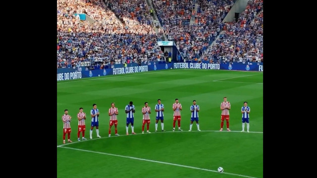 Arrepiante. Lágrimas na homenagem a Diogo Jota no FC Porto-Atlético