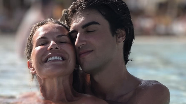 Filho mais velho de Katia Aveiro faz 25 anos. 