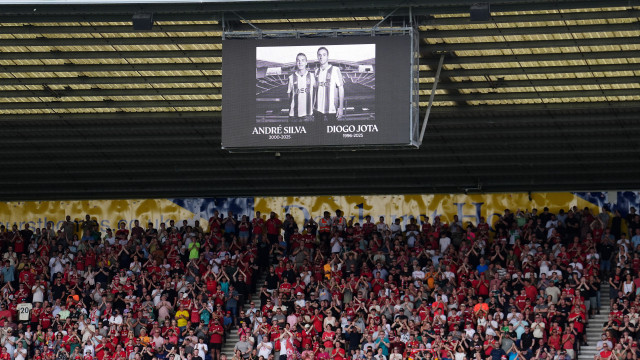Arrepiante. Liverpool não se esquece de Diogo Jota no regresso a Anfield