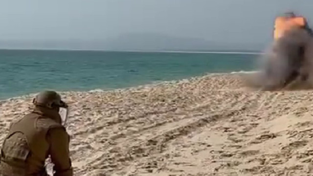 Marinha desativa engenho explosivo na Praia da Comporta. Eis o momento