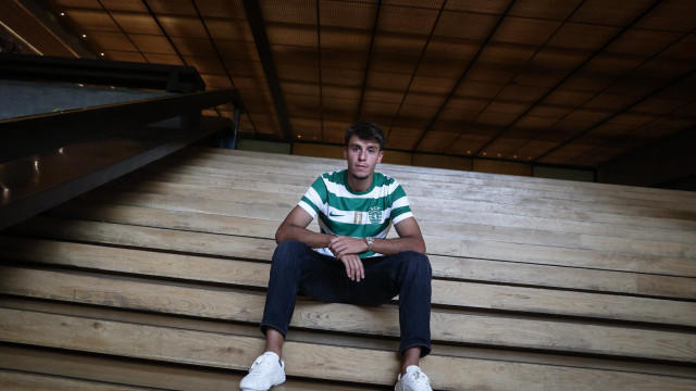 Oficial: Sporting anuncia (finalmente) contratação de Vagiannidis