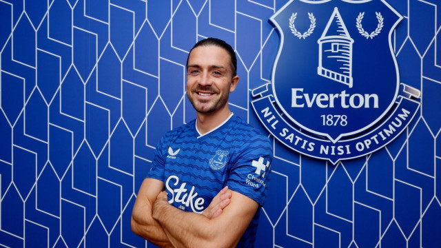 Oficial: Jack Grealish no Everton por empréstimo do Manchester City