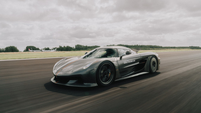 Koenigsegg Jesko Absolut atinge novo recorde de velocidade