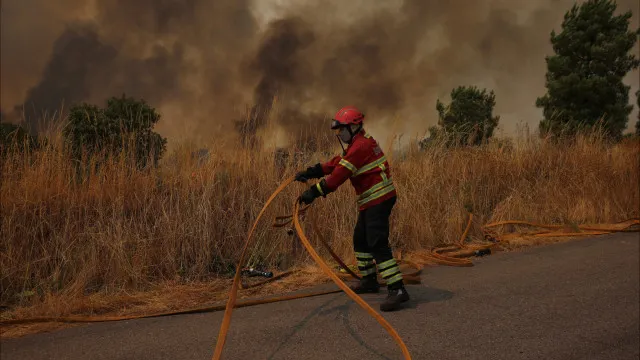 Incêndio em Vila Verde entrou em fase de resolução
