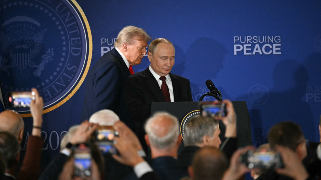 Encontro de Trump com Putin foi