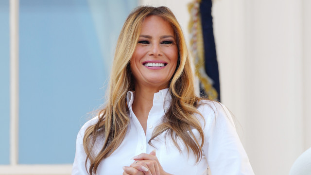 Crianças raptadas? Melania envia carta a Putin (que é entregue por Trump)