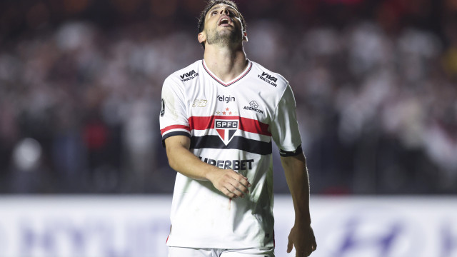 Calleri evolui em treinos, mas São Paulo pode deixar retorno para 2026