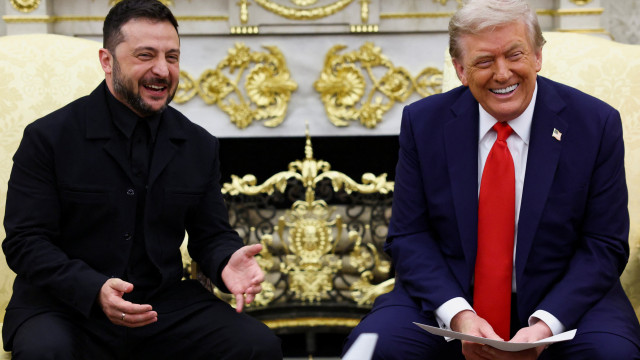 Terno de Zelensky ? 