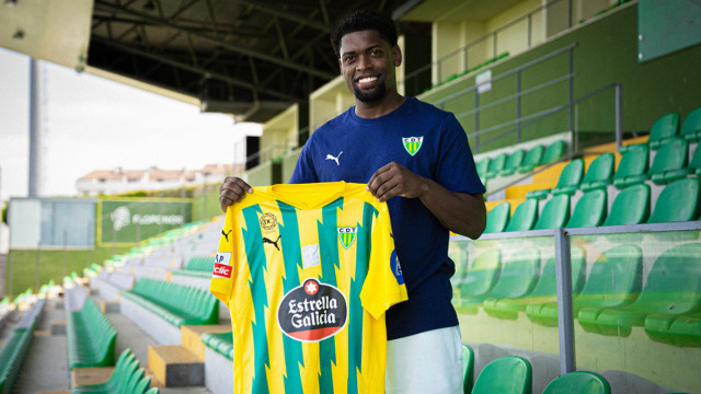 Oficial: Ivan Cavaleiro e Tondela rescindem contrato