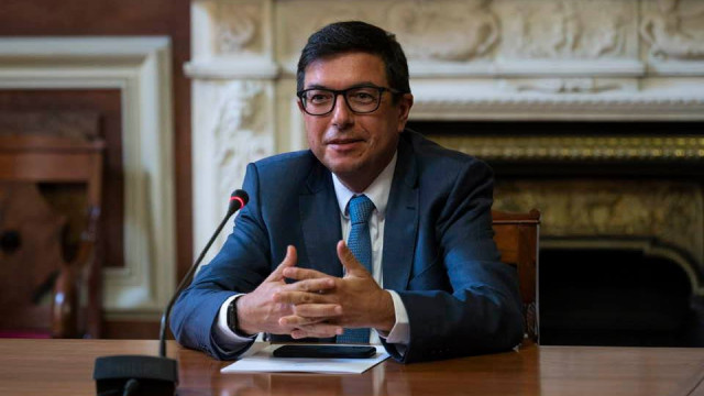 Partos em ambulâncias?