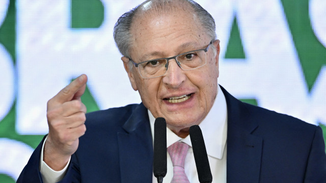 Alckmin minimiza perda de valor de mercado dos bancos e elogia Dino