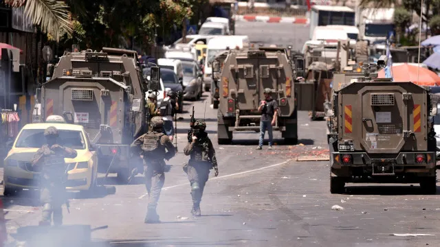 
                     Governo palestiniano pede proteção para diplomatas em Ramallah
                