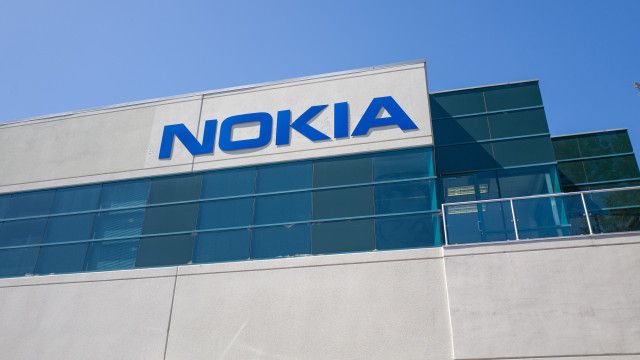 Nokia vê demanda forte de IA, com alta de 17% nas vendas de infraestrutura de redes no 3º tri