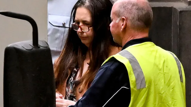 
                    Tribunal nega recurso de mulher que matou família com cogumelos: 