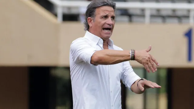 
                    Paulo Duarte perde com África do Sul na qualificação para CAN2027
                