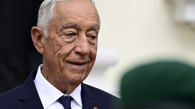 Marcelo não comenta Ventura em Belém e aponta presidenciais para dia 18