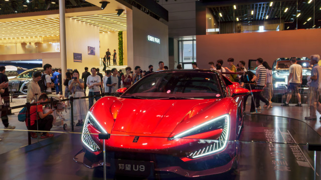 Marca chinesa que tem super carro com mais de 3.000 cv aponta à Europa